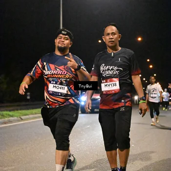 Runner Photo 7648799