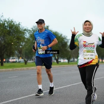 Runner Photo 7648800
