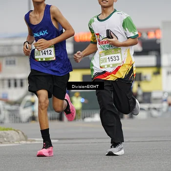Runner Photo 7648801