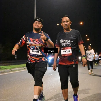 Runner Photo 7648803