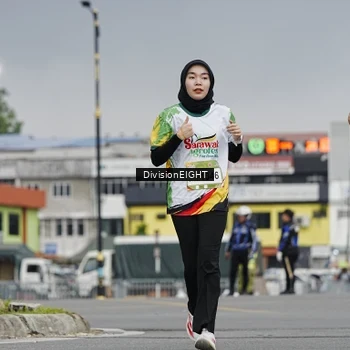 Runner Photo 7648814