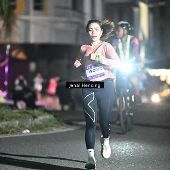 Runner Photo 7648830