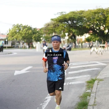 Runner Photo 7648834