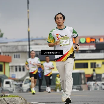 Runner Photo 7648844