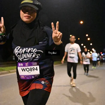 Runner Photo 7648845