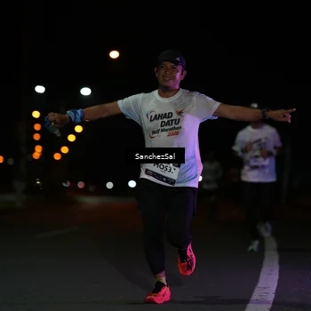 Runner Photo 7648851