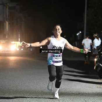 Runner Photo 7648856