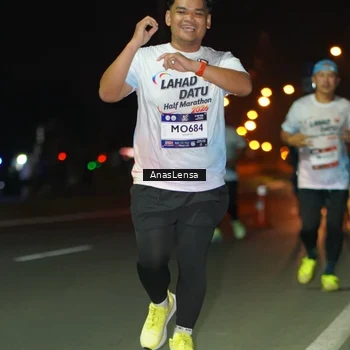 Runner Photo 7648869