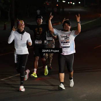 Runner Photo 7648874