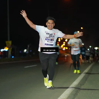 Runner Photo 7648889
