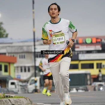 Runner Photo 7648894