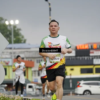 Runner Photo 7648907