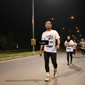 Runner Photo 7648912