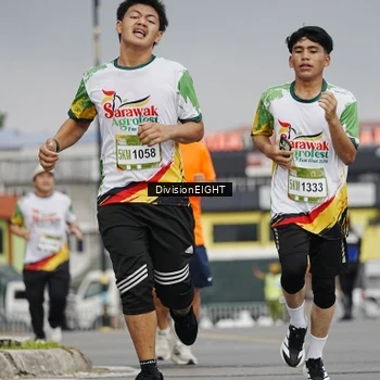 Runner Photo 7648936