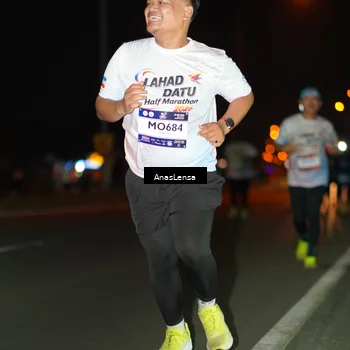 Runner Photo 7648960