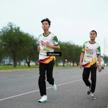 Runner Photo 7648967