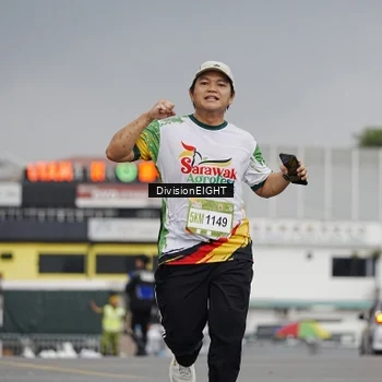 Runner Photo 7648970