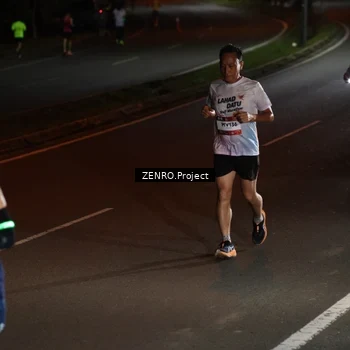Runner Photo 7648987