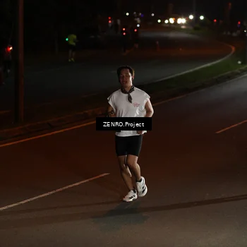 Runner Photo 7649001