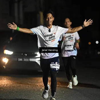 Runner Photo 7649014
