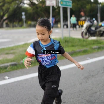Runner Photo 7649034