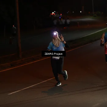 Runner Photo 7649035