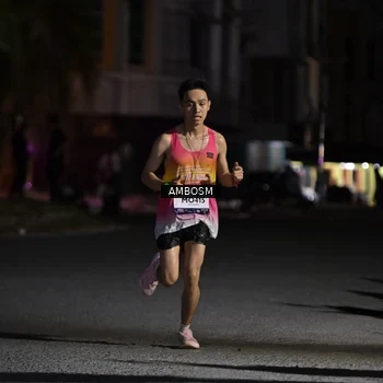 Runner Photo 7649039