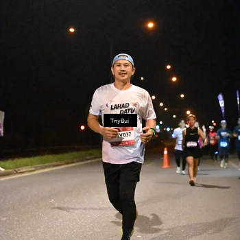 Runner Photo 7649051