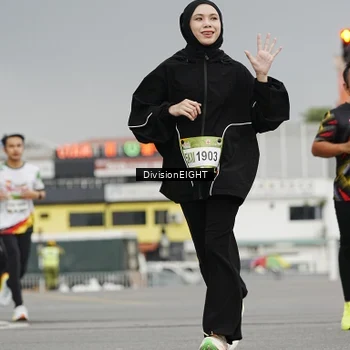 Runner Photo 7649101