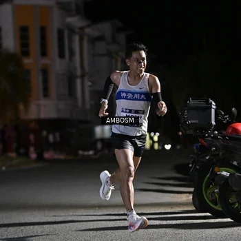 Runner Photo 7649110