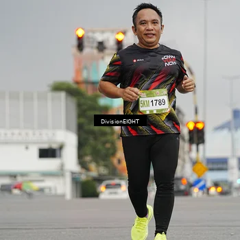 Runner Photo 7649117