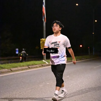 Runner Photo 7649120
