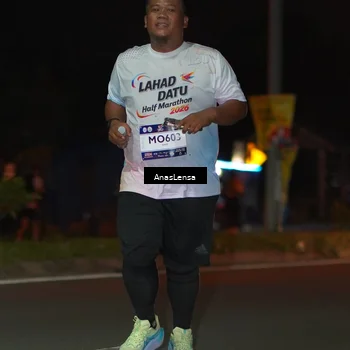 Runner Photo 7649124