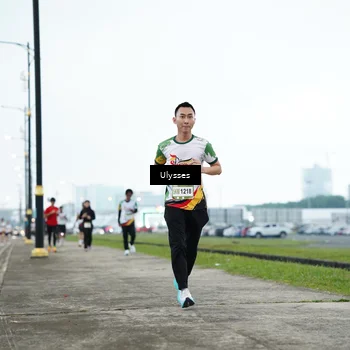 Runner Photo 7649150