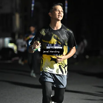 Runner Photo 7649152
