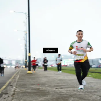 Runner Photo 7649153