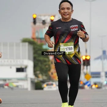 Runner Photo 7649166