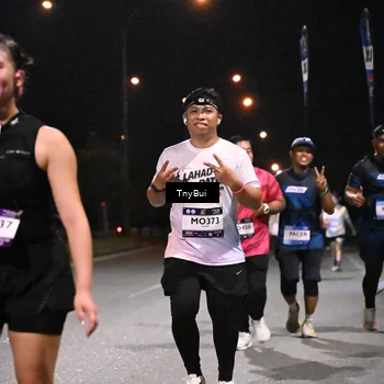Runner Photo 7649170