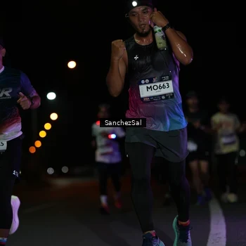 Runner Photo 7649176