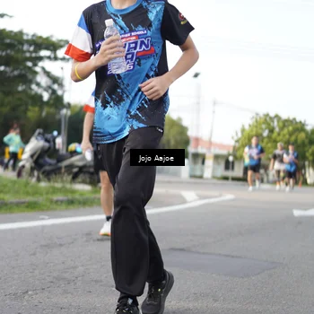 Runner Photo 7649205