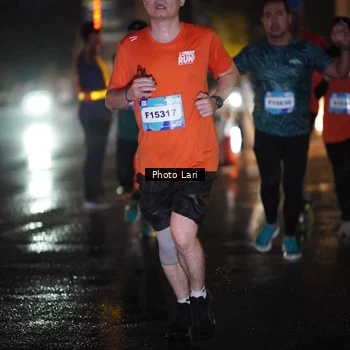 Runner Photo 7649221