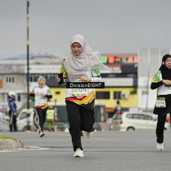 Runner Photo 7649224