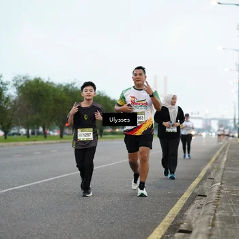 Runner Photo 7649245
