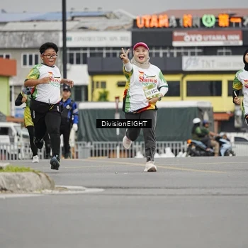 Runner Photo 7649253