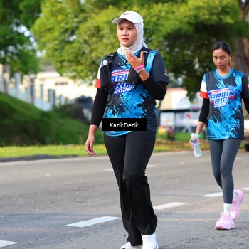 Runner Photo 7649254