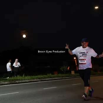 Runner Photo 7649255