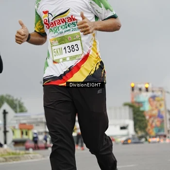 Runner Photo 7649257