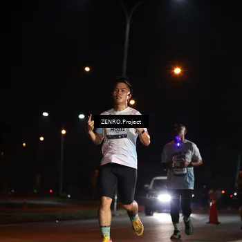 Runner Photo 7649268