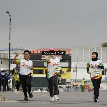 Runner Photo 7649270
