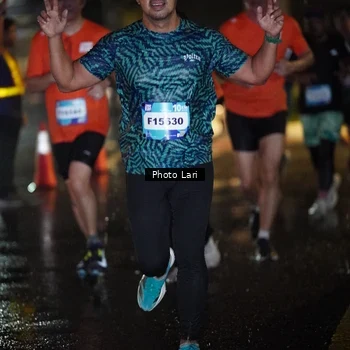 Runner Photo 7649277